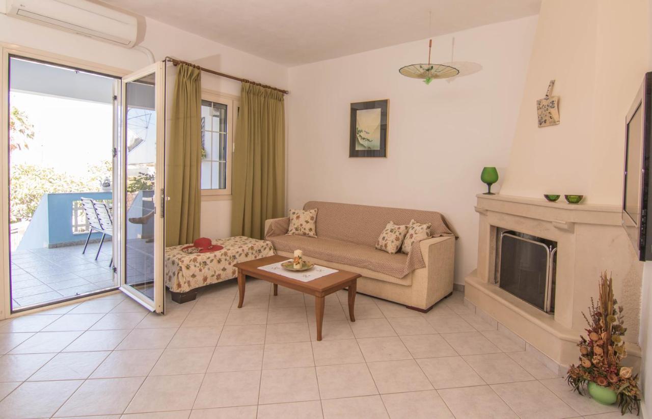 Fedra Apartments, View, Free Parking, 2Mins To Beach 팔레카스트론 외부 사진