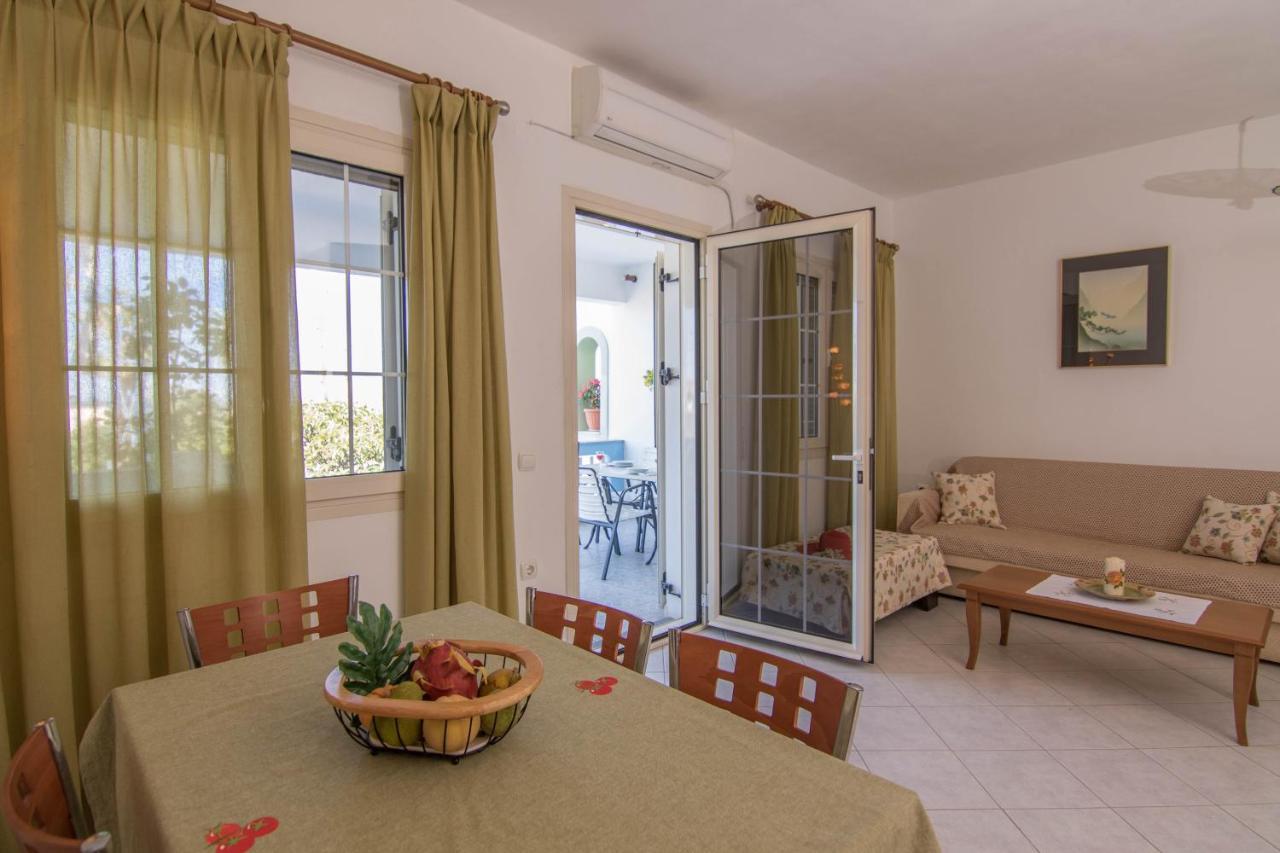 Fedra Apartments, View, Free Parking, 2Mins To Beach 팔레카스트론 외부 사진